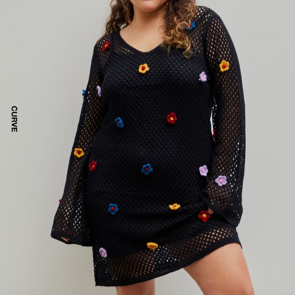 3/$15 Cider Knit 3D Floral Dress